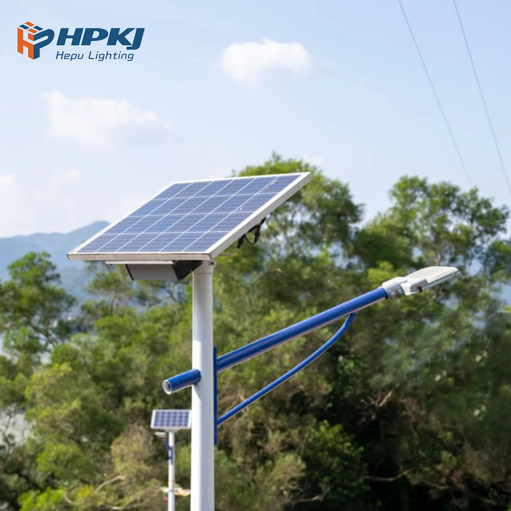 Hepu 150W & 300W Solar LED Street Lights Automatic Smart in One Illumination for Outdoor IP65 Rated for Road Use