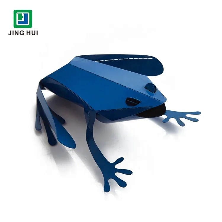 Creative Handmade Etched Painting Color Metal Craft Frog