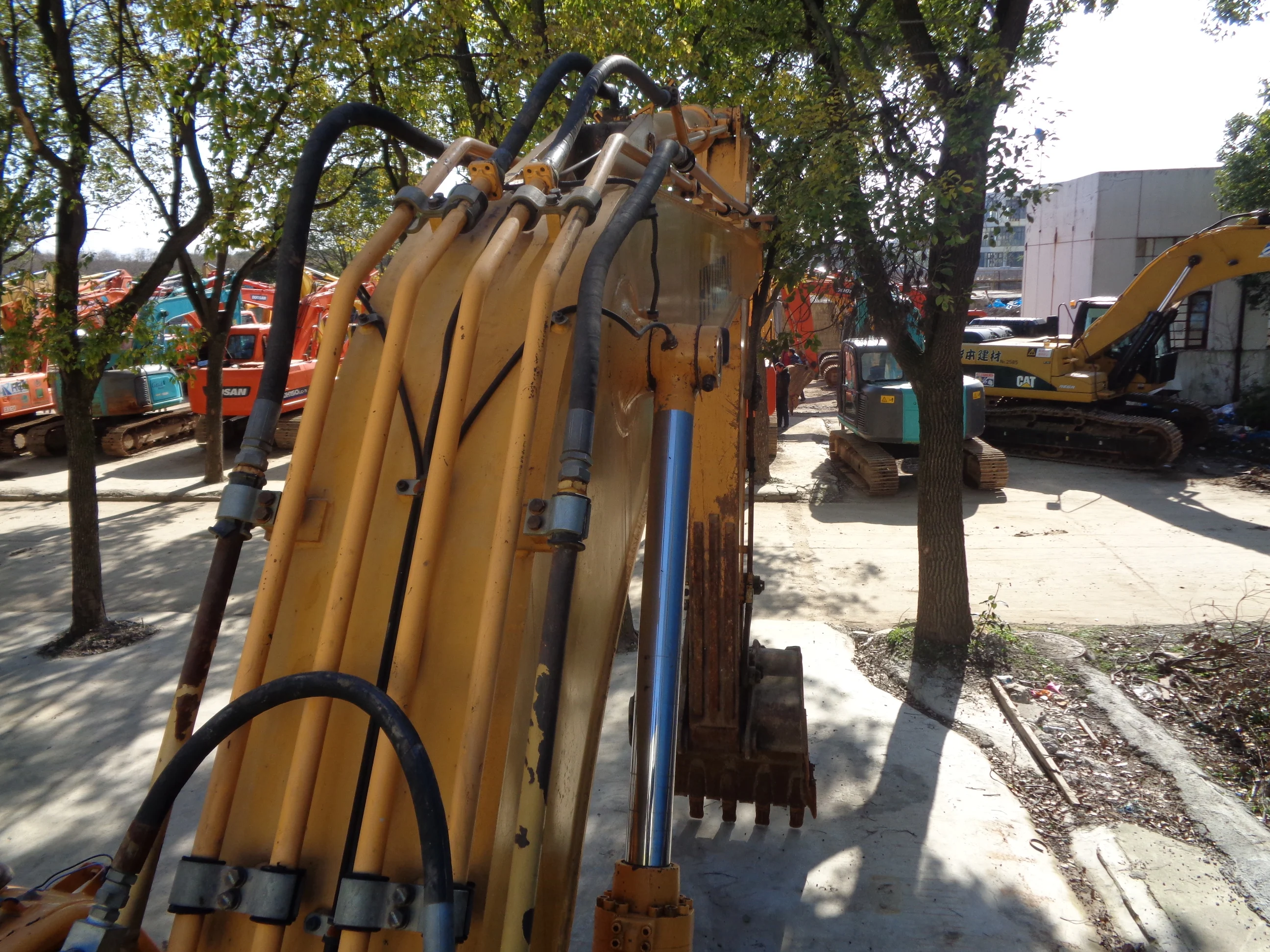 Hyundai 210w-9 mini small backhoe equipment Japanese used digger excavator machine with cheap price and spare parts for sale