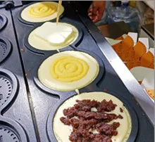 Popular Korean Street Food Equipment Factory Wholesale High Quality Commercial Electric 4pcs 10Yen Cheese Coin Bread Machine