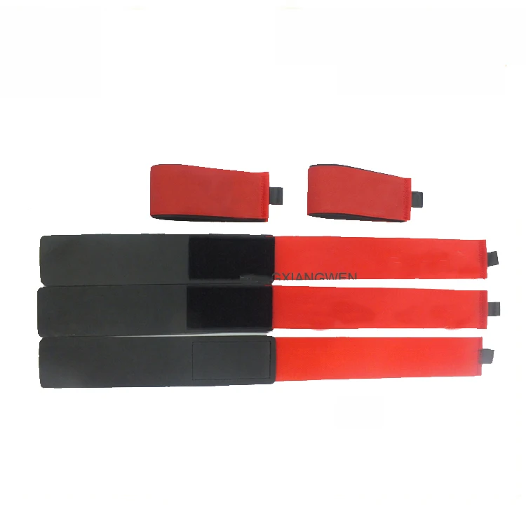 Reliable adjustable carrier Long ski strap for wide skis with tab for easy opening