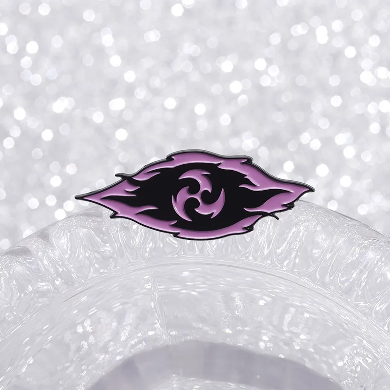 Game thunder movie big recruit metal brooch style collar pin cos props 100 with decorative badges and MEDALS