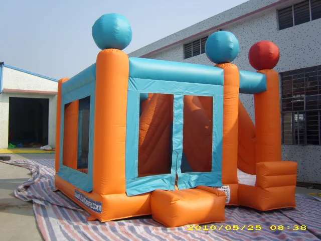 Large customized SpongeBob design inflatable castle slid bouncer jump castle with air for kids play park