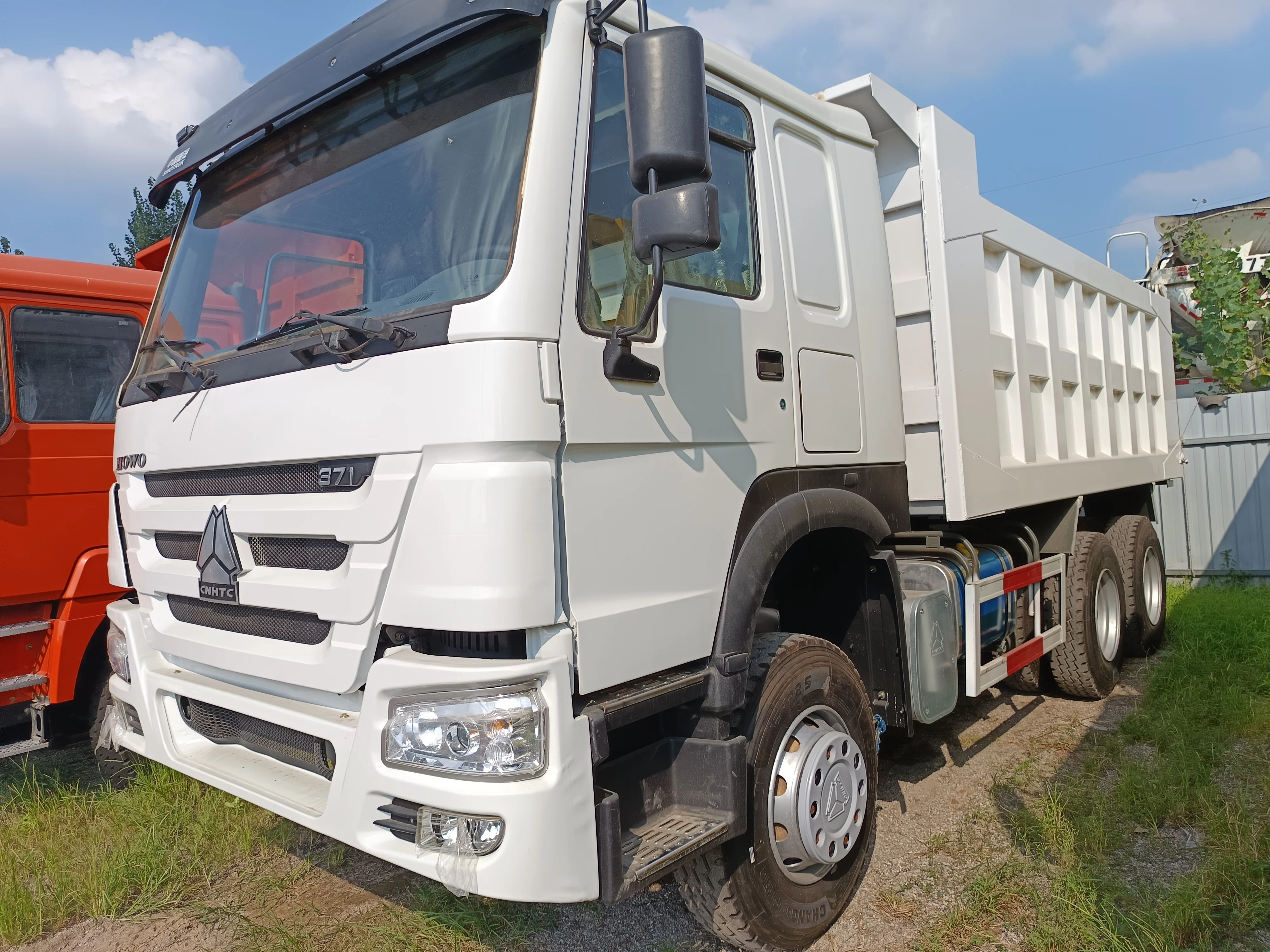 Подержанный самосвал Howo 6*4 400 л.с. ручной привод задней оси левый/правый строительный материал транспортировка из Китая
