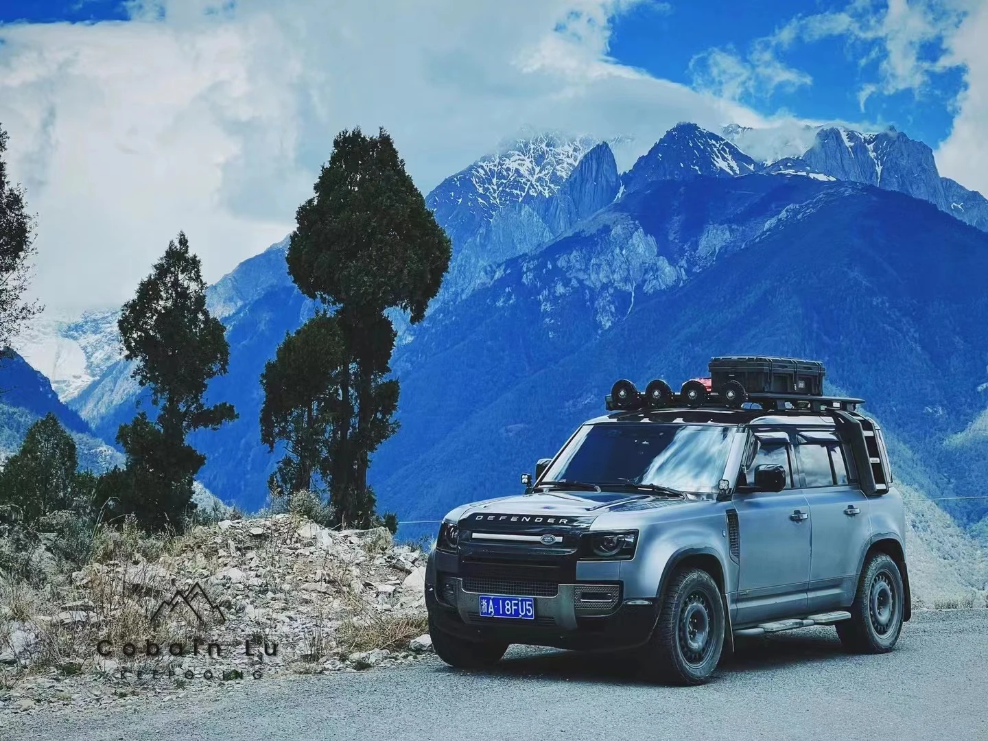 Outdoor Camping Multi-Functional Rotoplastic Toolbox 122L Transport Car Roof Luggage Rack Top Storage Box Cargo Box