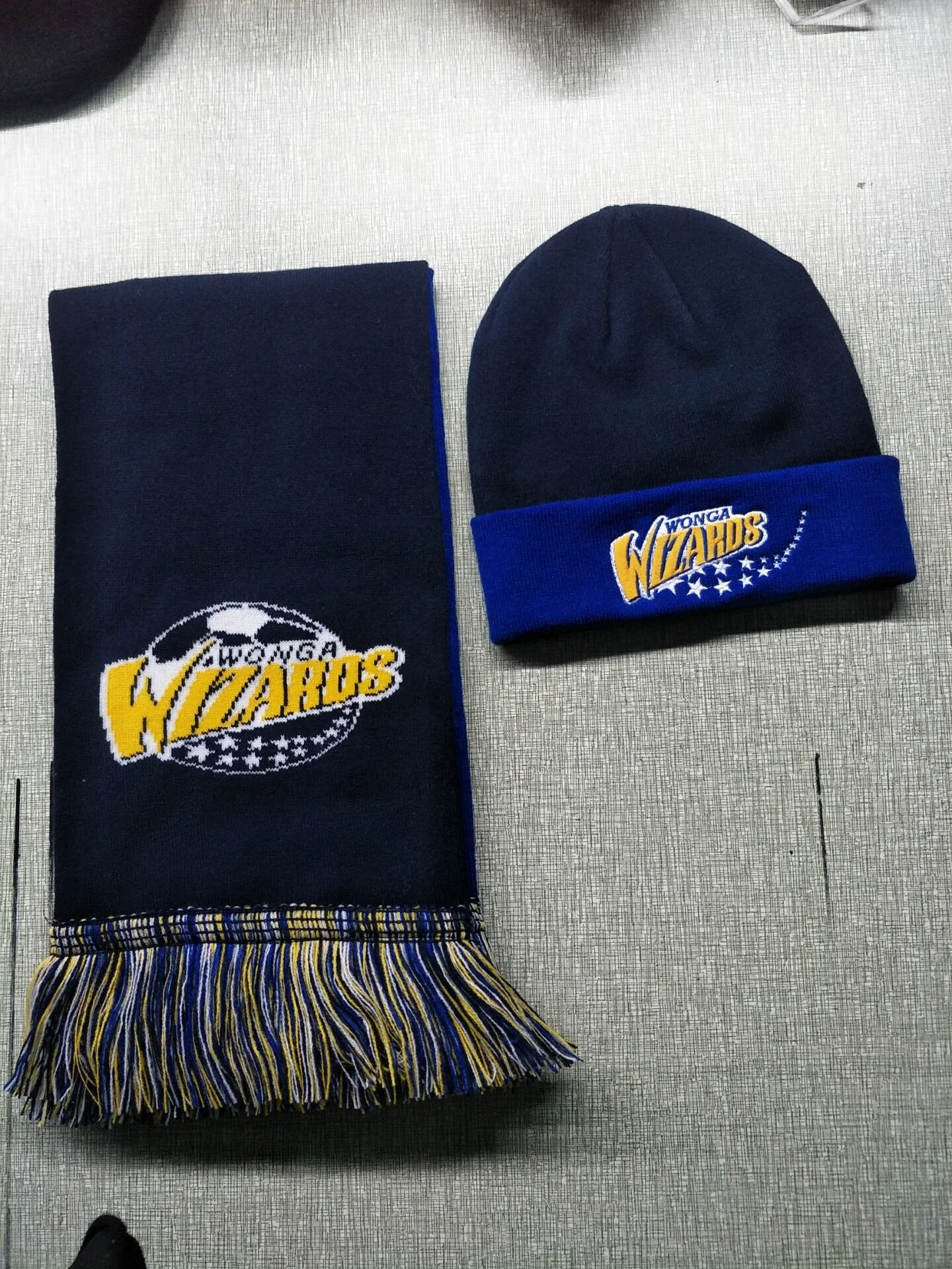 
Promotion Acrylic Scarf Fans Soccer Knitted Sport Football Scarf and Hats Set 