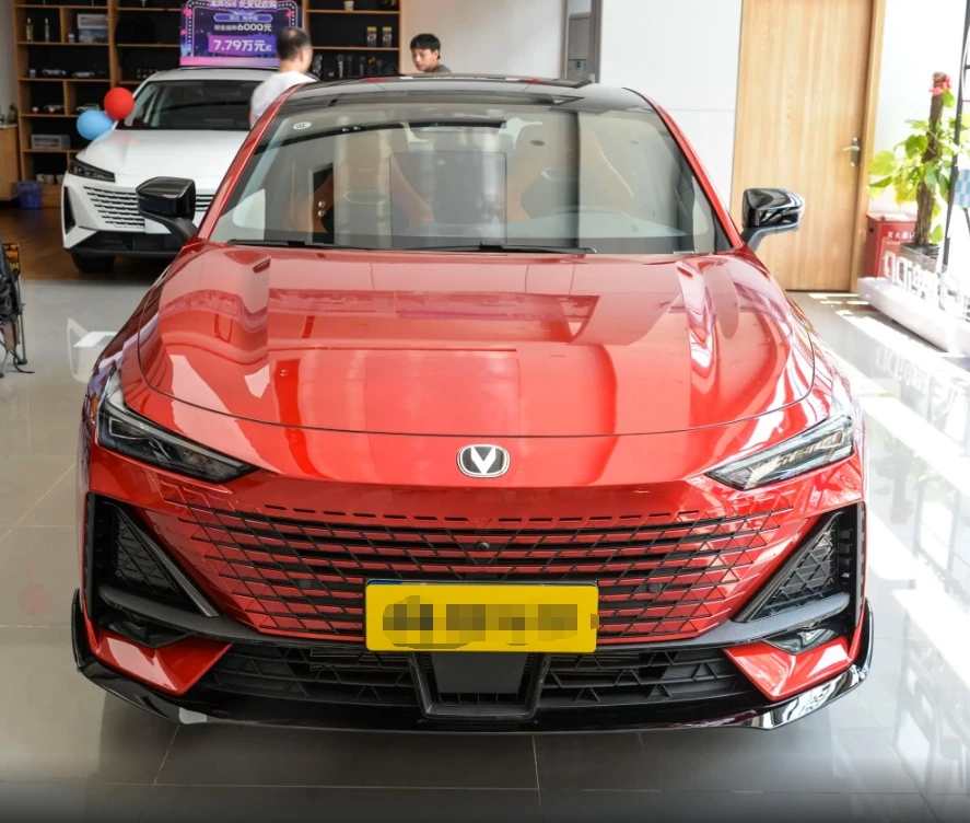 Changan Uni-v 2023 1.5t Changan Univ New Car Changan Uni V Auto Trade/Voiture