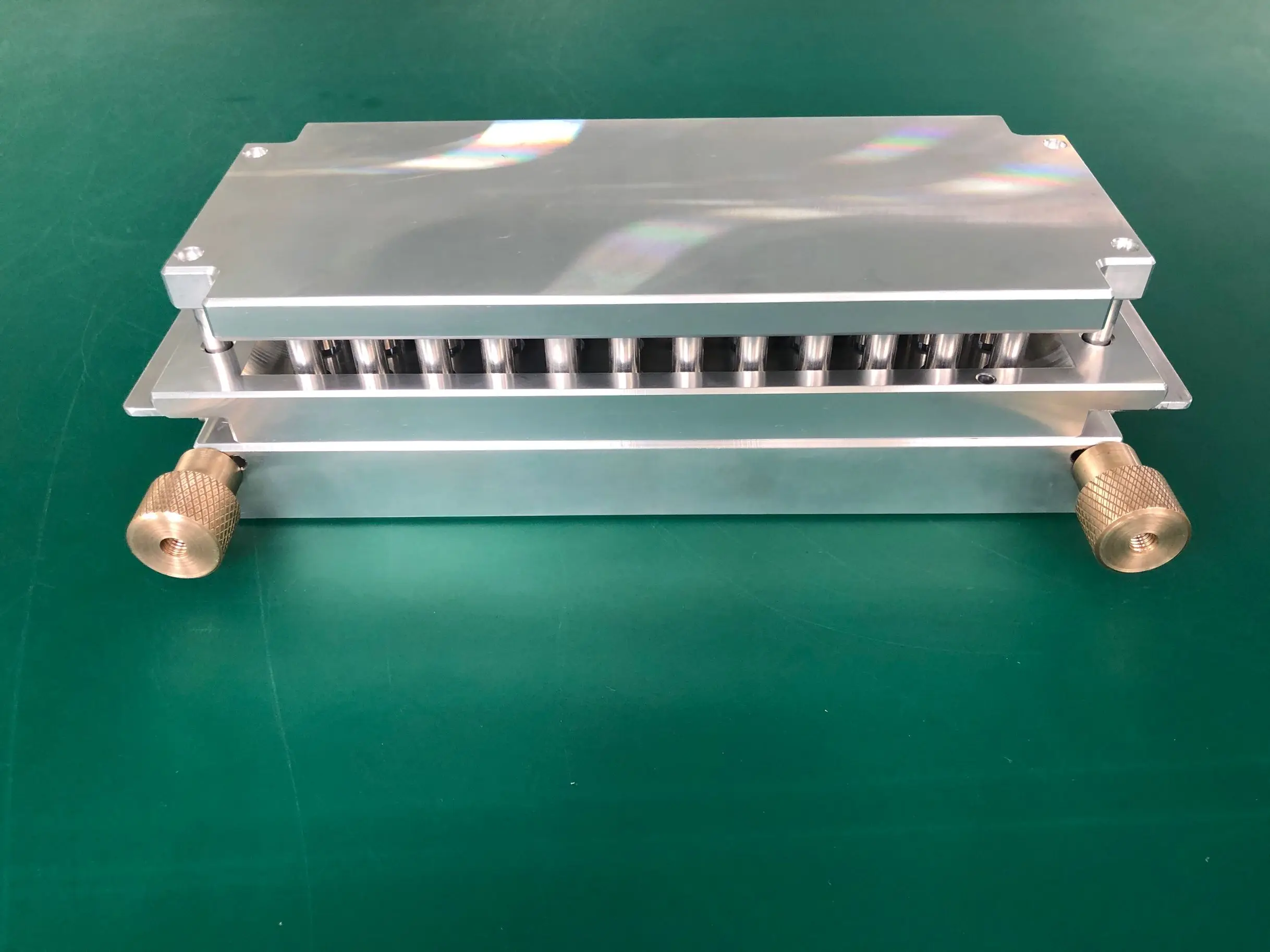 Manufacture Hot Item Custom Professional Aluminium Lipstick Mould 6/12/24/48/72/96 Cavity Lipstick Making Mould