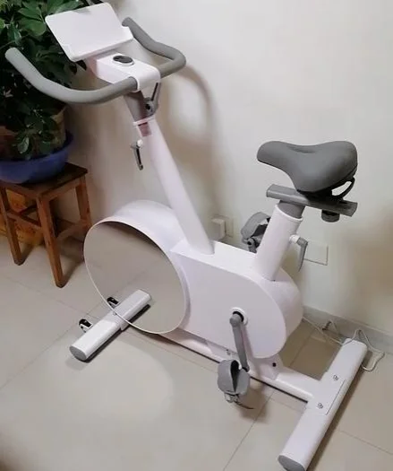 Factory Price Weight Loss Adjustable Speed Magnetic Exercise Cycling Bicycle