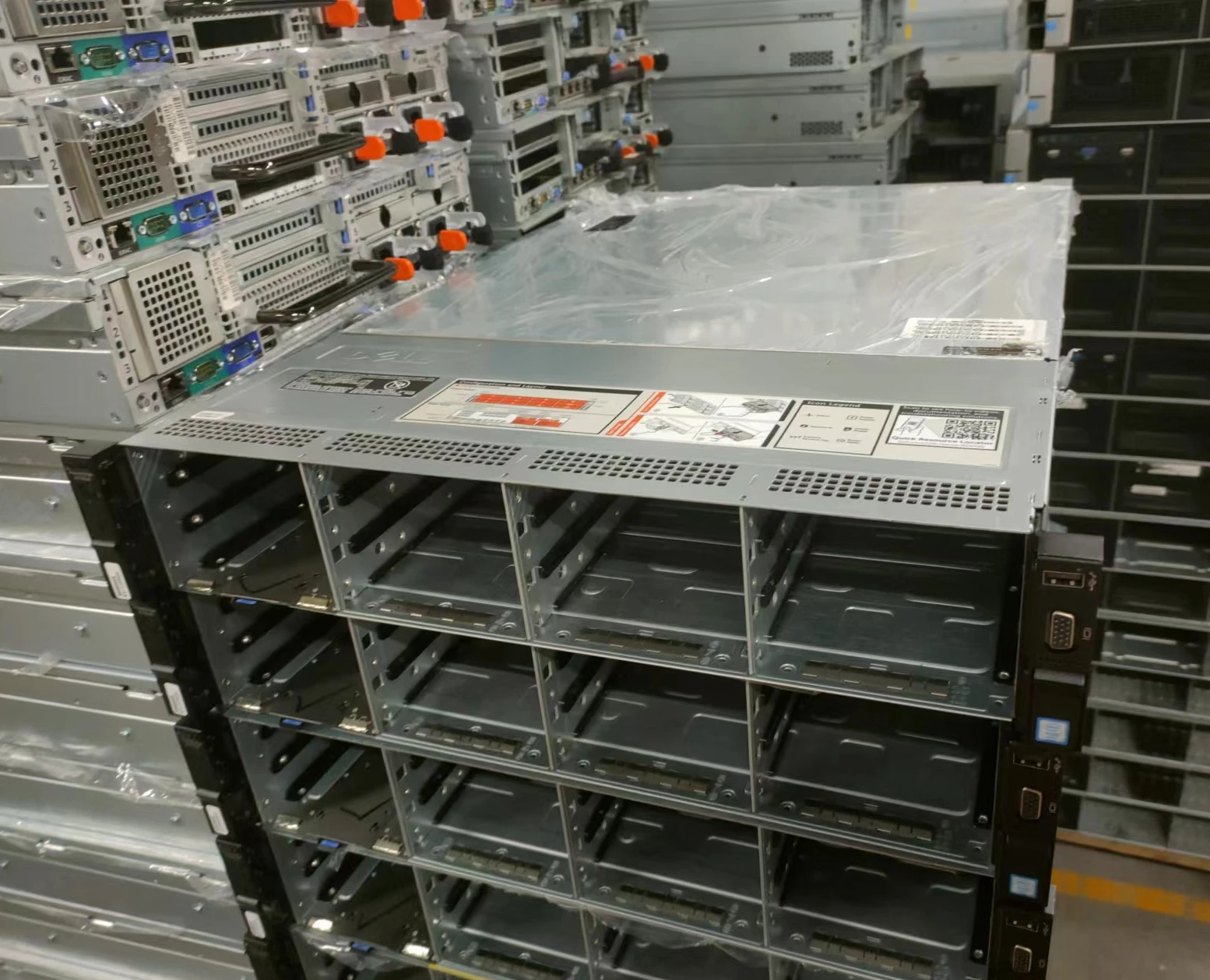 Делл R730xd 2u стоечный сервер E5-2699V4 * 2/H730 1/32G 16/16T 4/p3605 1 6 t