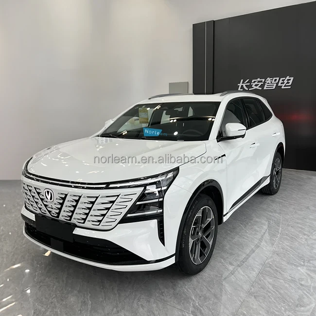 changan 2024 CS75  plus gasoline car used car changan patrol FWD made in China high speed SUV Chineses Auto changan CS75