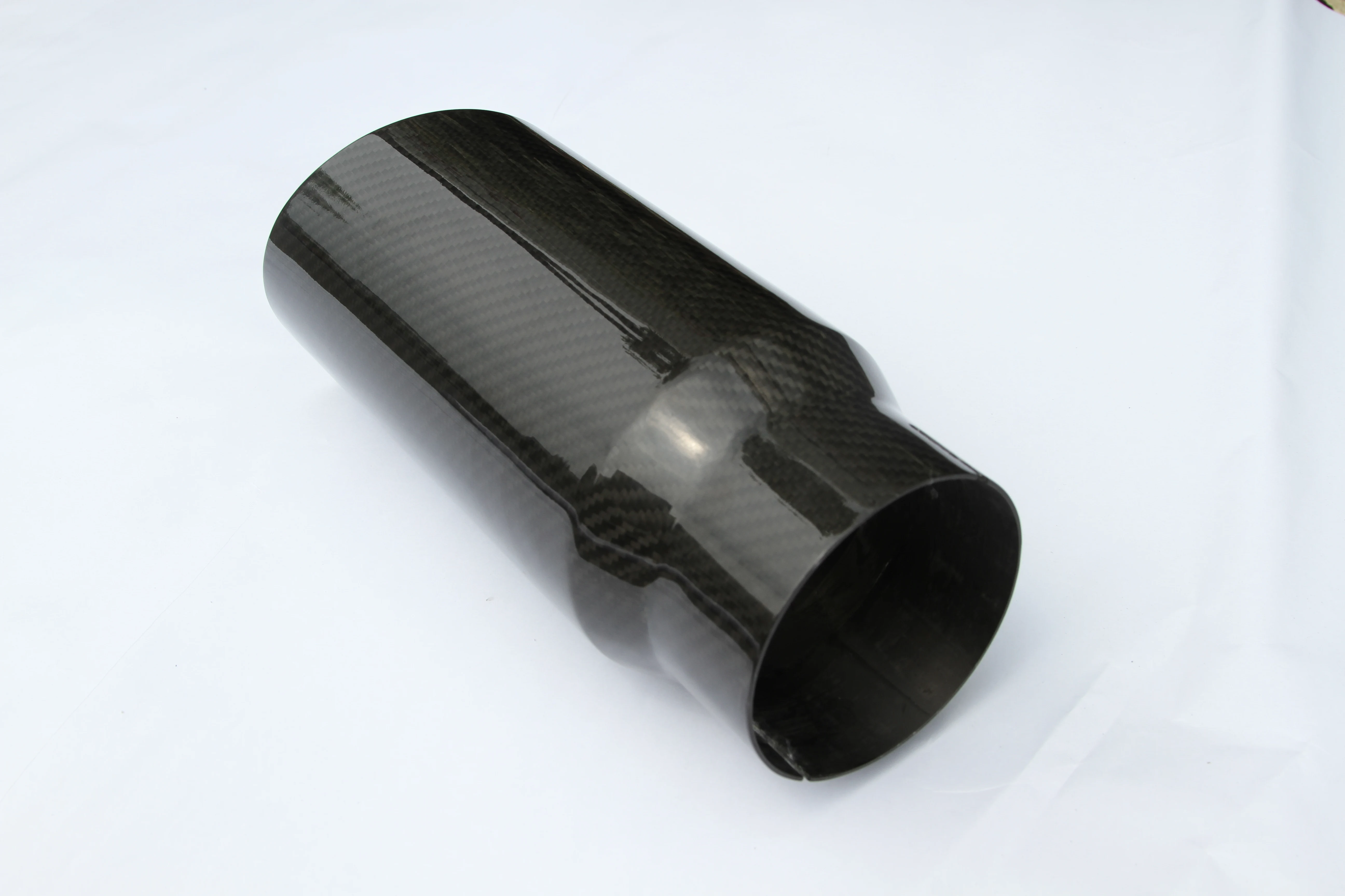 Трубные фитинги или зажимы или соединения из углеродного волокна