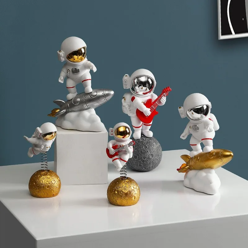 2023 Graduation Gift Large Creative Arts Craft Band Astronaut Action Figures Decoration Luxury Home Room Desktop Decoration Gift