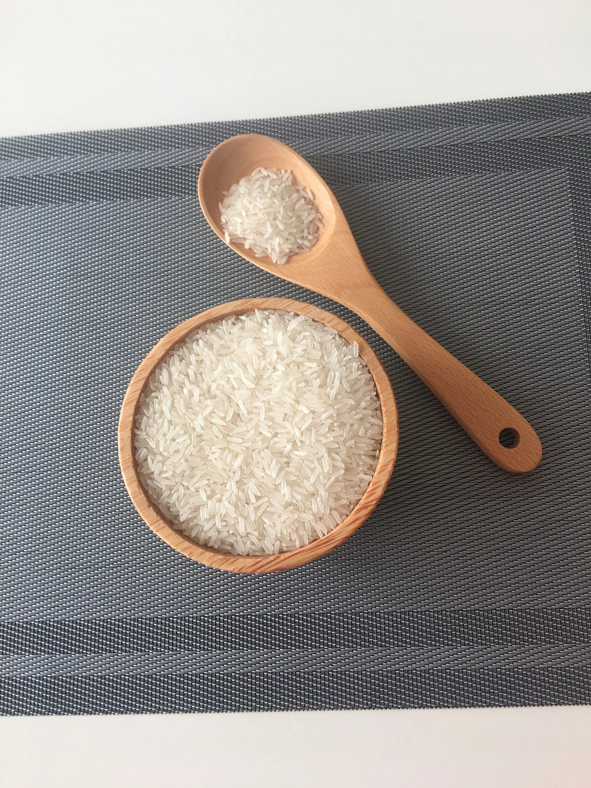 
Wholesale Vietnam Long Grain White Rice (WS +84904230236) 