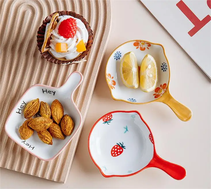 Custom Cute Style Household Breakfast Dessert Durable Glazed Porcelain Ceramic Plate with Handle