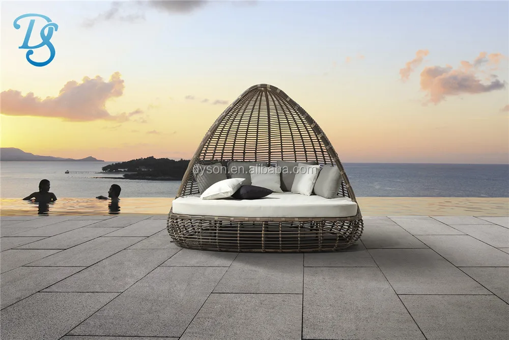  Уличная скамейка высокого качества треугольной формы из ротанга Sunbed Garden новый стиль и хорошая цена на