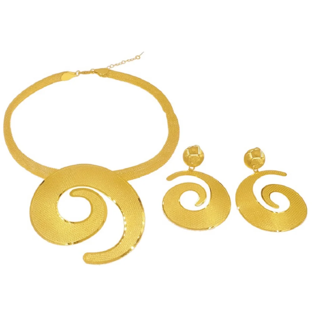Zhuerrui Newest Dubai Gold Plated Jewelry Sets Elegant 18k Ladies Accessories Brazilian Design Necklace Earrings Sets MH2200925