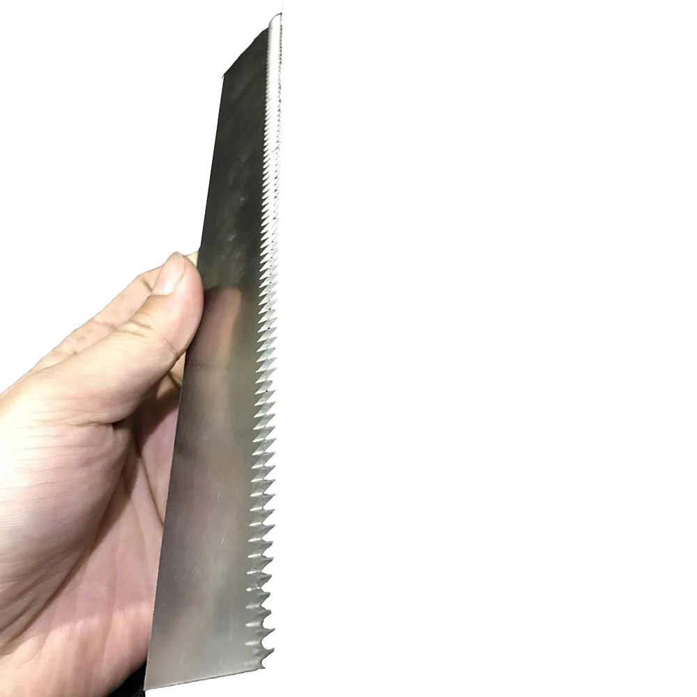 
 Нож для упаковки пищевых продуктов с длинными зубцами  