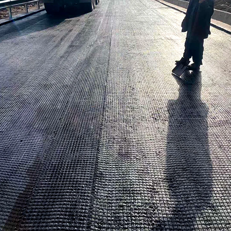 Glass Fiber Geogrids For Bitume Civil Engineering Reinforcing120KN 150KN Fiberglass Geogrid