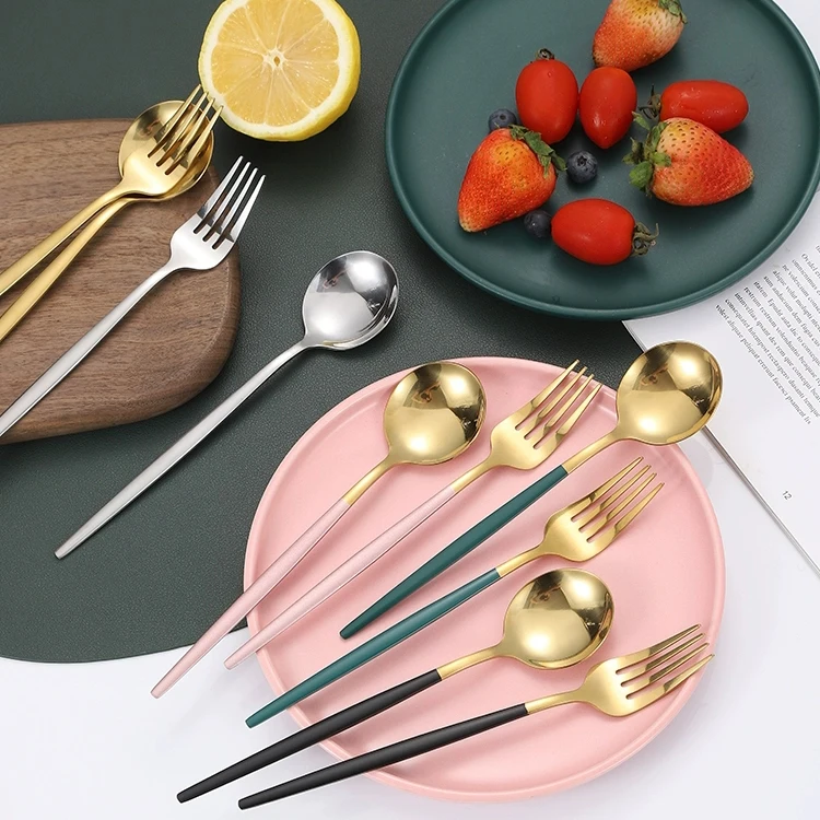 Горячая Распродажа королевской свадьбы роскошный позолоченный набор столовых приборов cubiertos из нержавеющей стали столовые приборы Титан матовый золотой набор столовых приборов