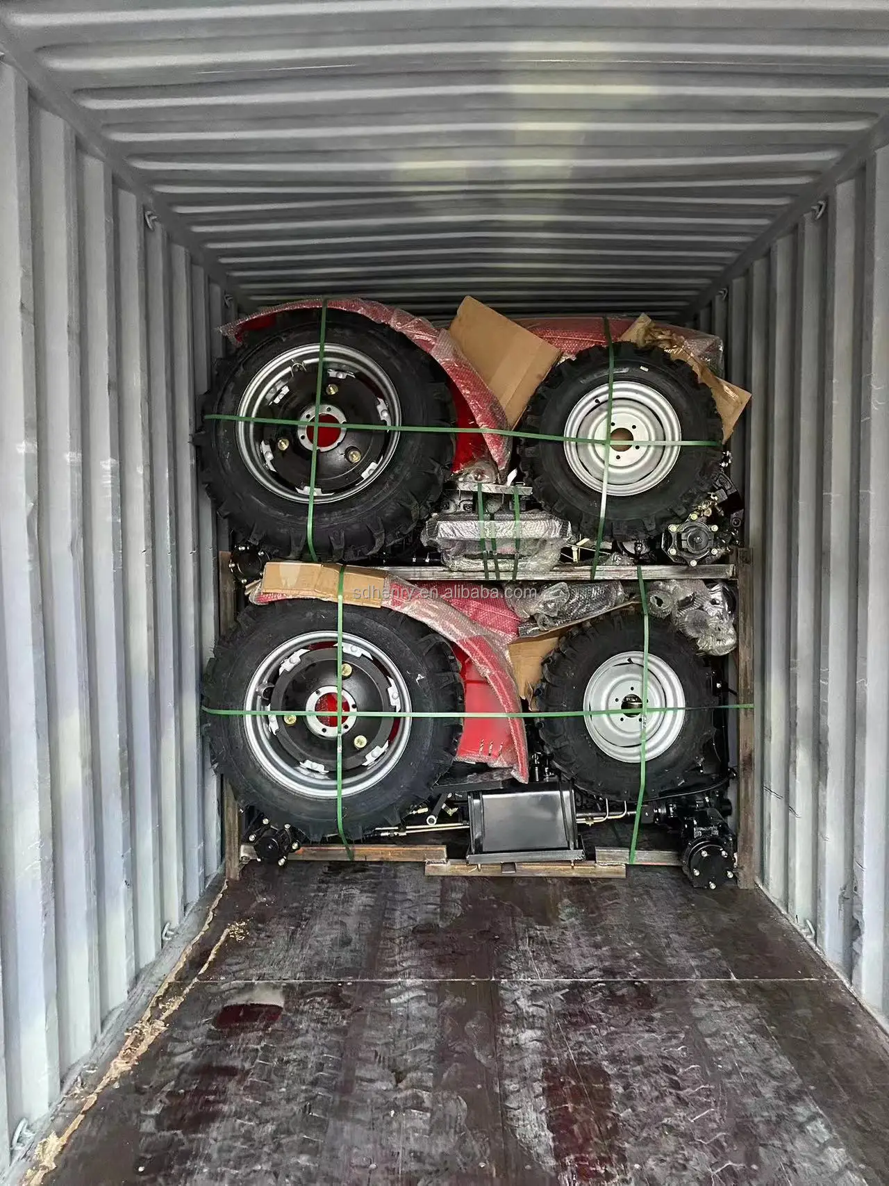 Load container 1.jpg