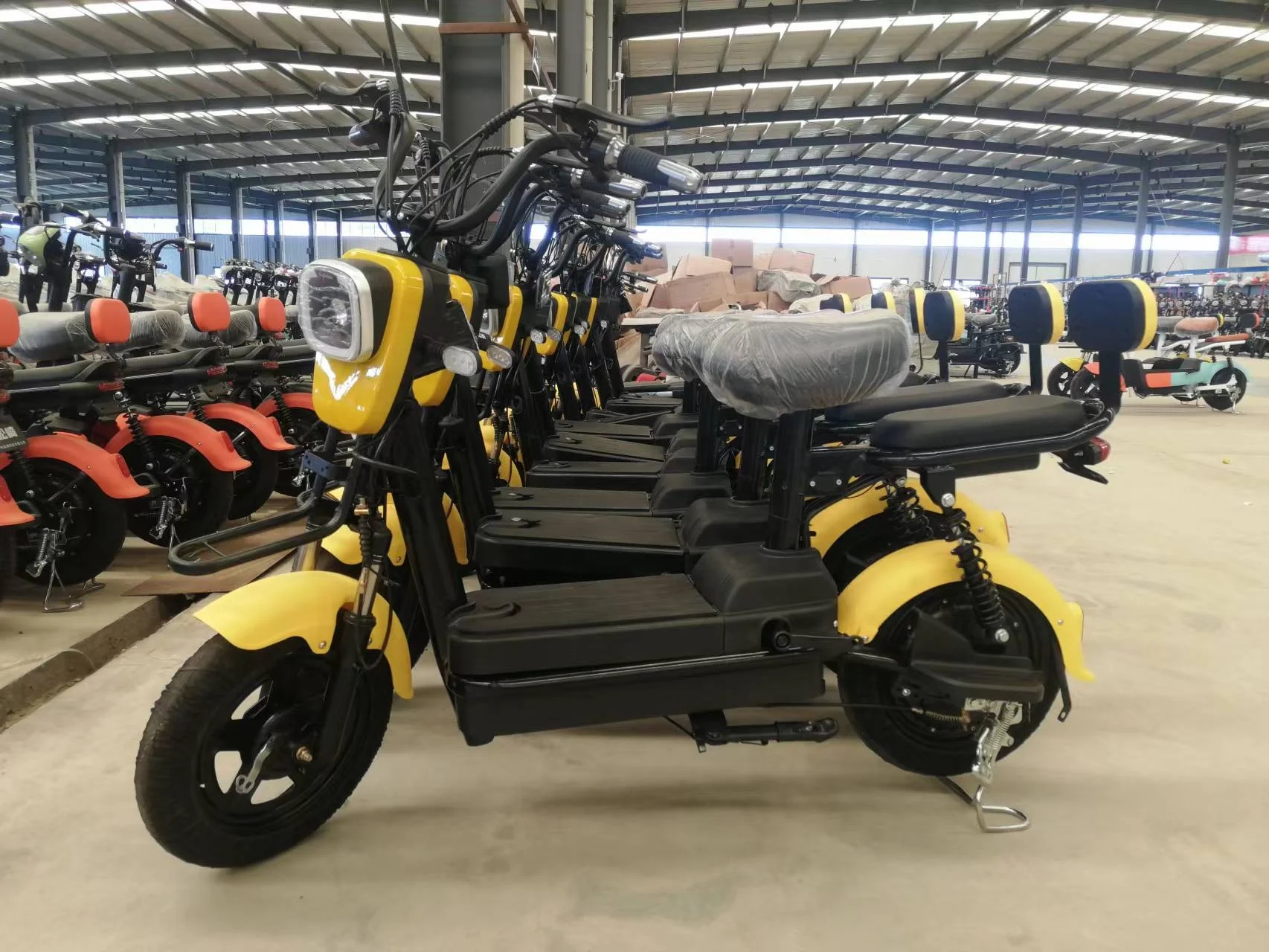 Brand battery freedom of travel vacuum tire carbon steel electric bicycle freedom of travel bicycle online