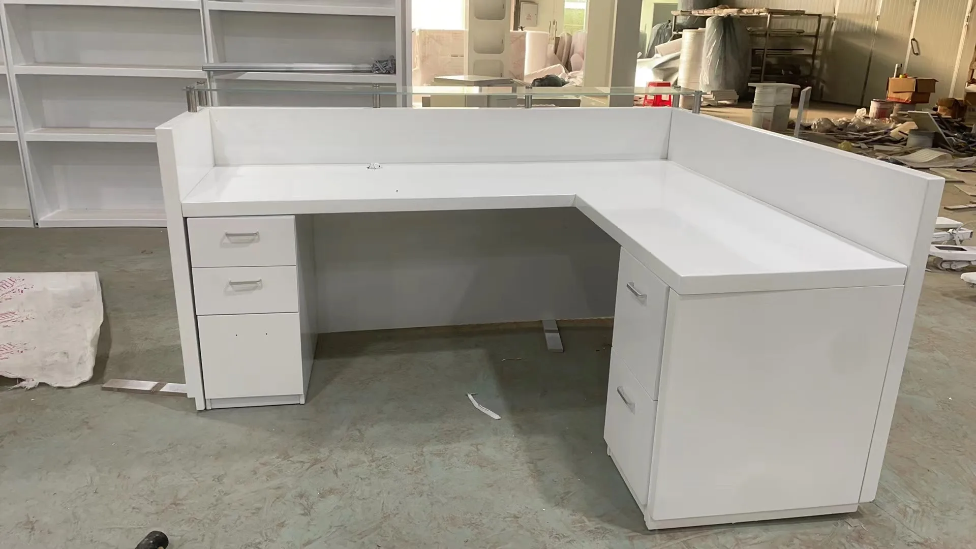 Customized Solid Wood L Shaped Modern Reception Desk Hotel Reception Counter Wooden Reception Desk