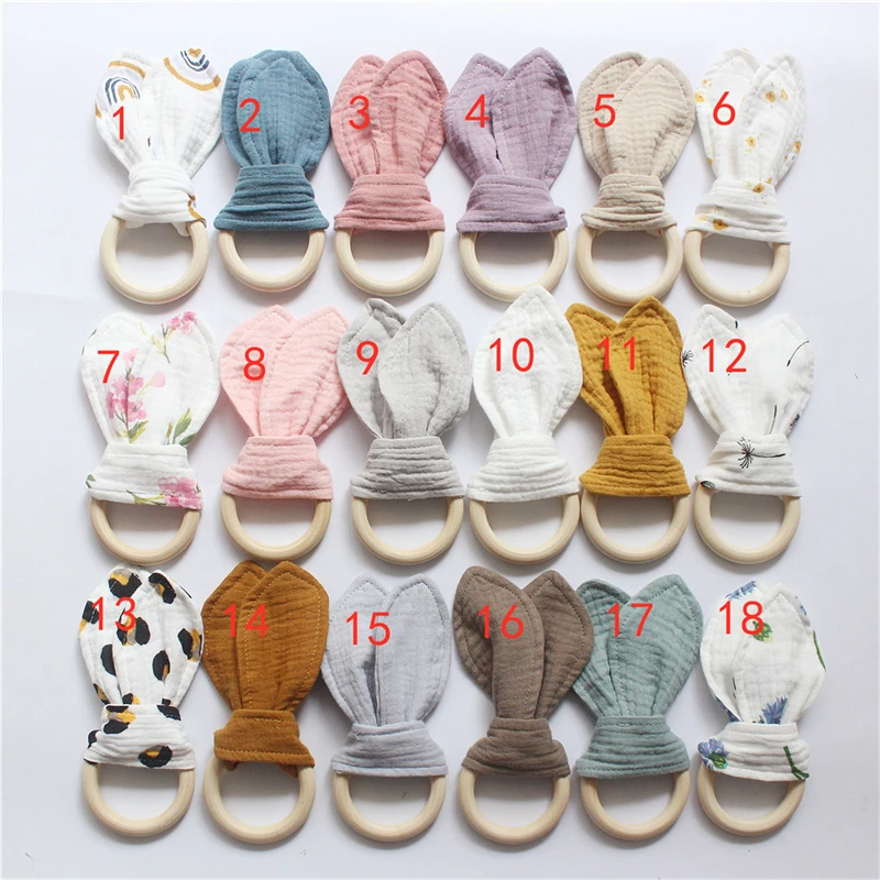 Unique Design Cotton And Natural Wood Material Safe And Comfortable Cute And Fun Ear Wooden Teether