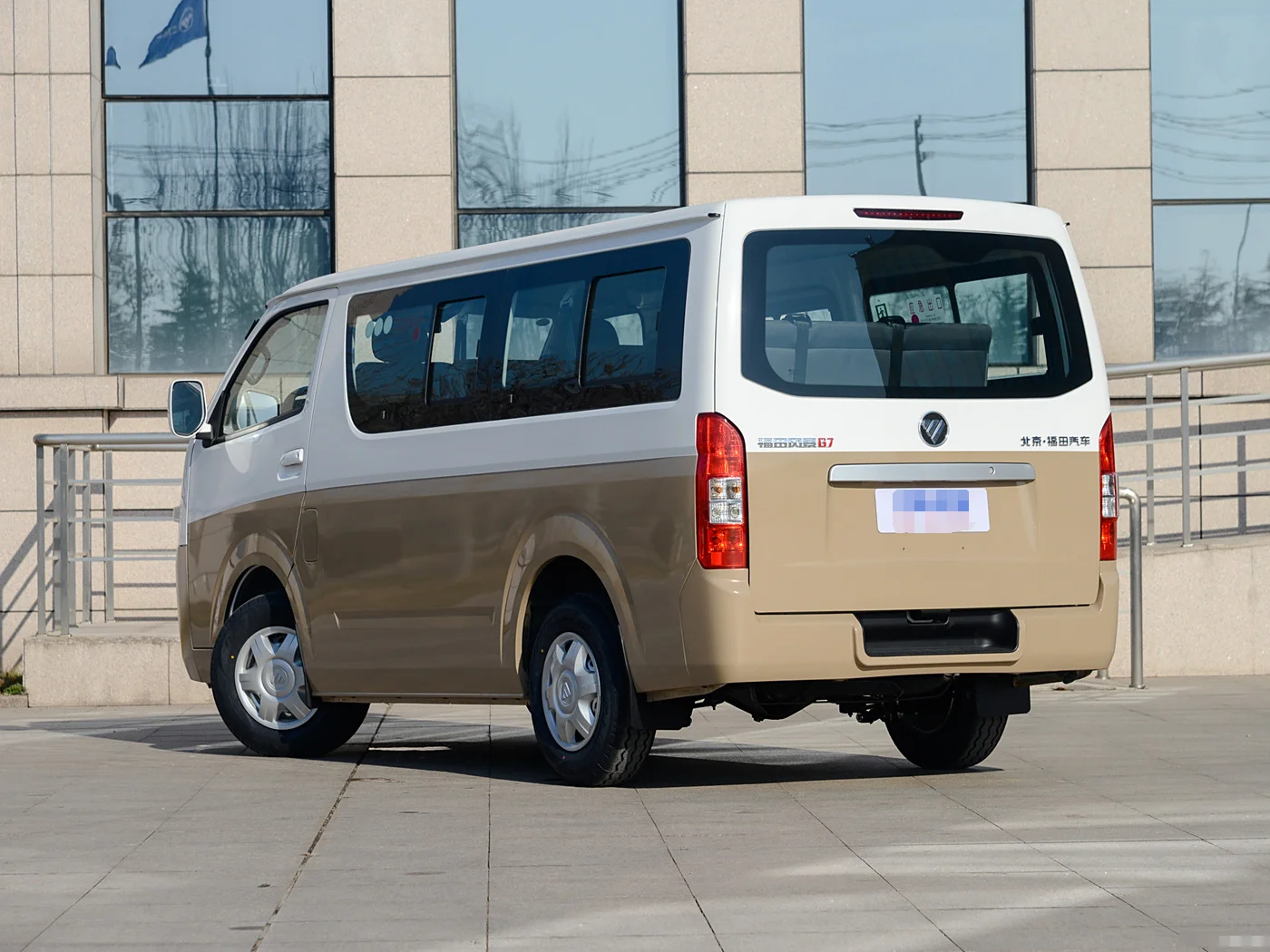 Brand New Foton G7 Mini Bus in Stock with Cummins Engine Foton CS2 Small Bus 10 passenger vehicle for Sale