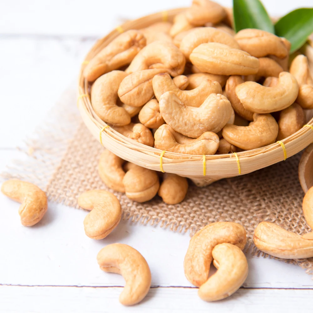 Fast Delivery Cashew Nuts Raw Using for Snack Food Moisture Broken 5% Max Cashew Nuts Exported to China US, EU, Middle East