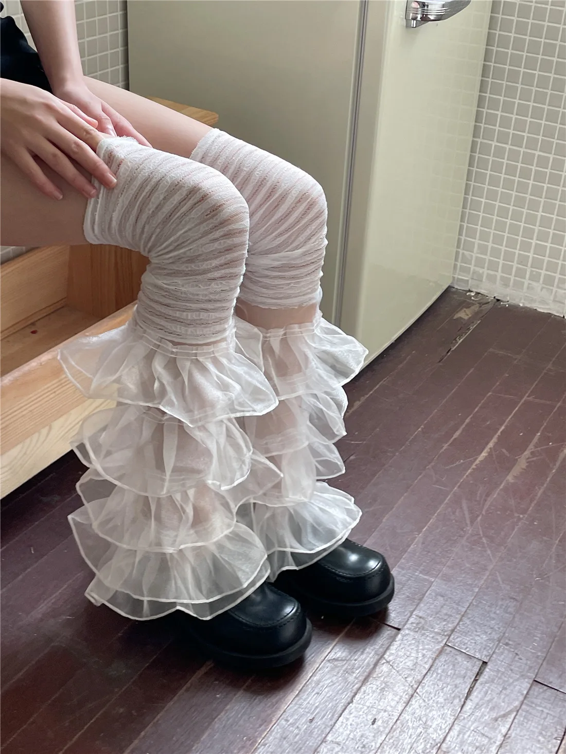 New product niche Spicy Girl Sweet Cool Pure Lust Style Subcultural Lace Splicing Leg Covers Stacked Socks