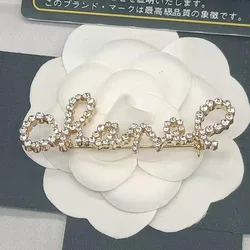 Popular Designer Brand Super Flash Rhinestone Letter Brooch Temperament Joker Suit Exquisite And elegant Accessories Pin