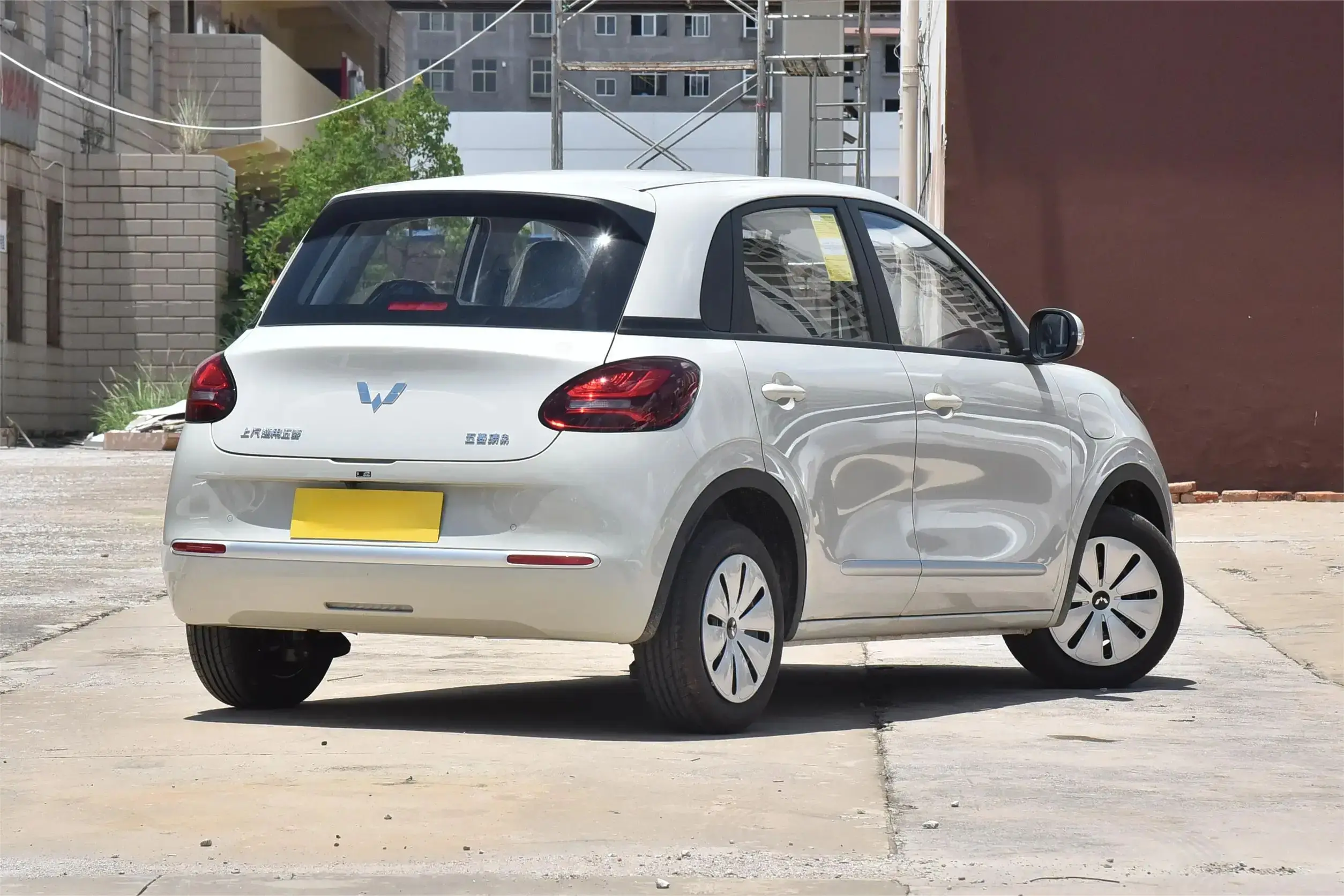 Xuzhou Jiangsu selling Wuling Bingo spot 2024 model 333KM used car pure electric small car domestic used car