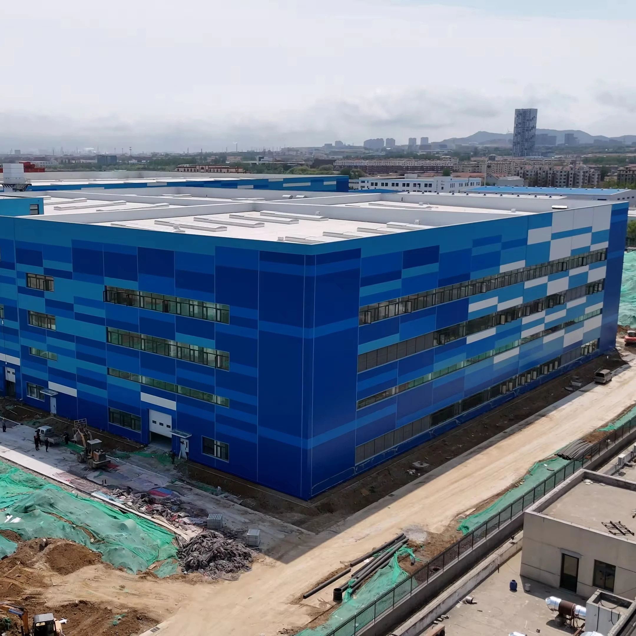 Large Span High Strength Steel Structure Workshop New Energy Vehicles Factory from Qingdao China