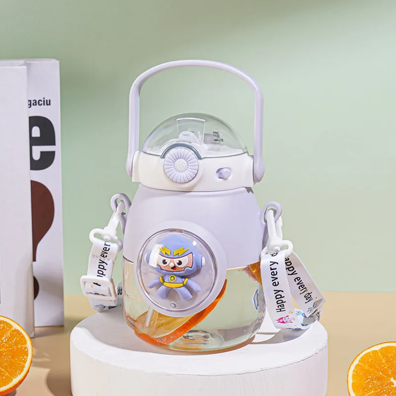 900ml Space Capsule Large-capacity Baby Cartoon Plastic Belly Water Bottle With Straw For Children