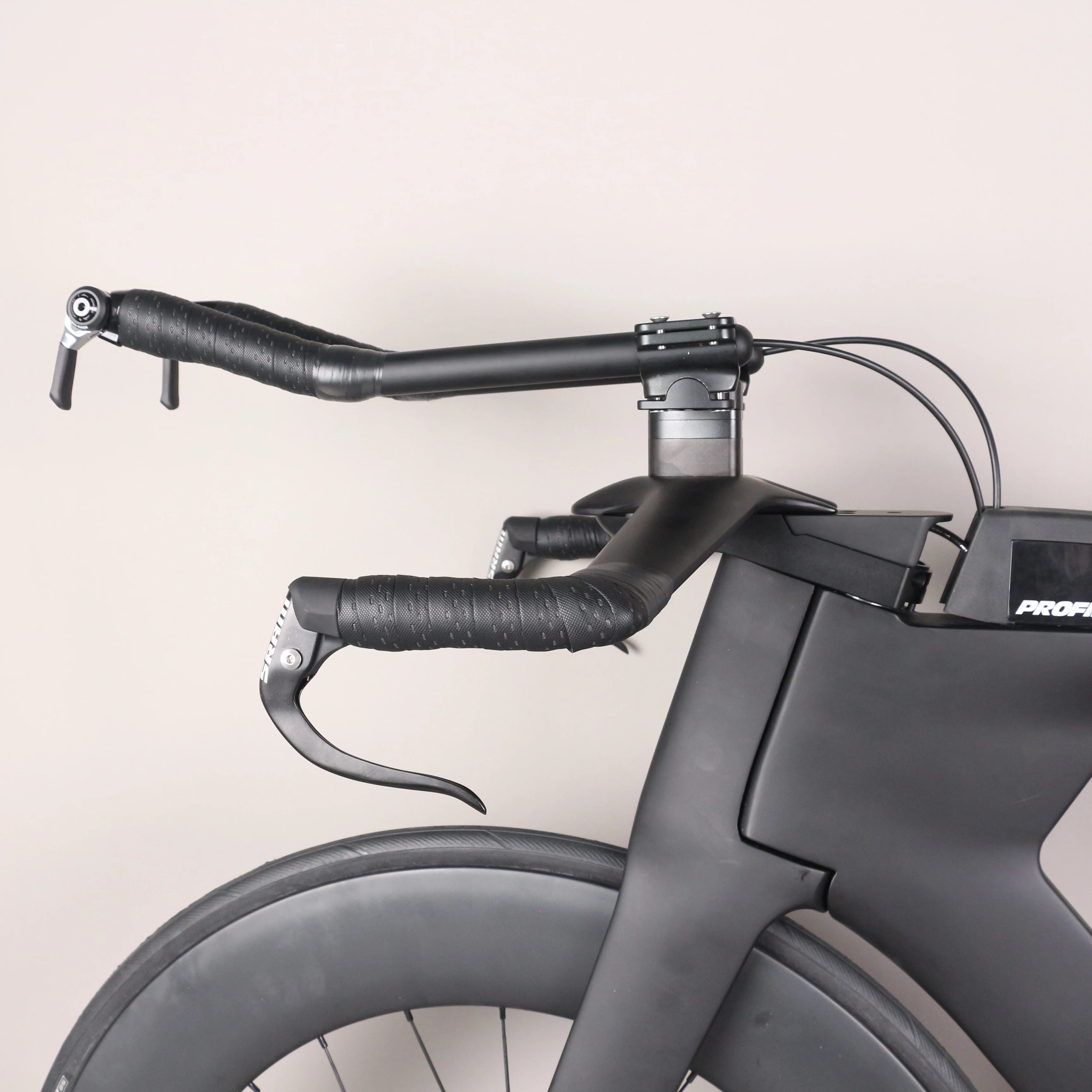 Time Trial Triathlon TT912 Complete Bike TT Bicycle Disc Brake FM-TT912 With Carbon Fiber Wheelset 2X11 Speed