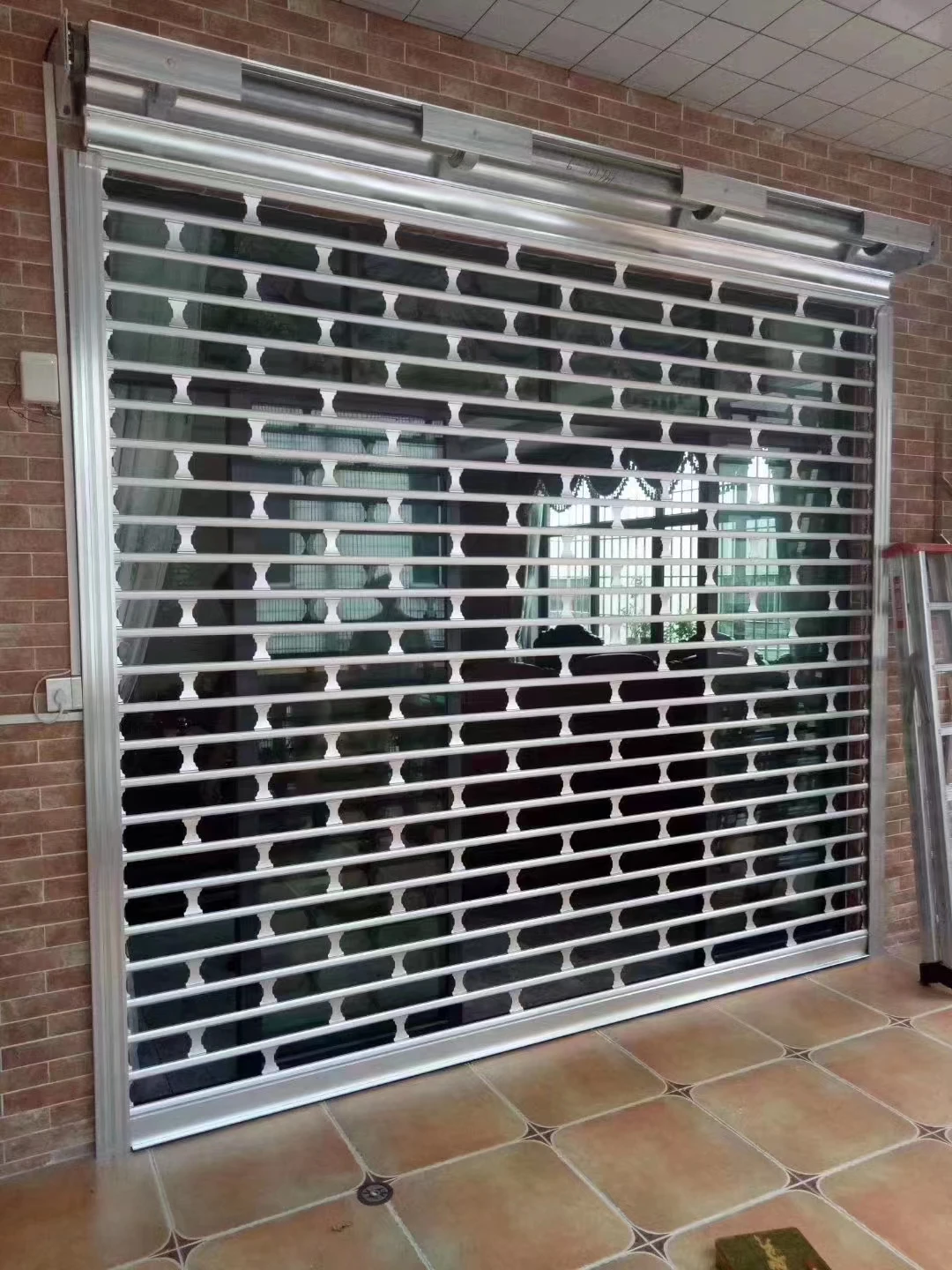 vertical pc roller shutter door/crystal rolling door/polycarbonate transparement roll up door