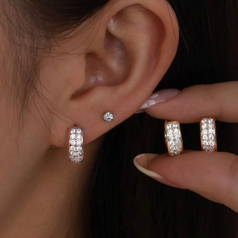 Fashionable Retro Rose Gold Diamond Earrings High-End Luxury Hollow Light Design Copper Zircon Jewelry Women Trendy Style Gift