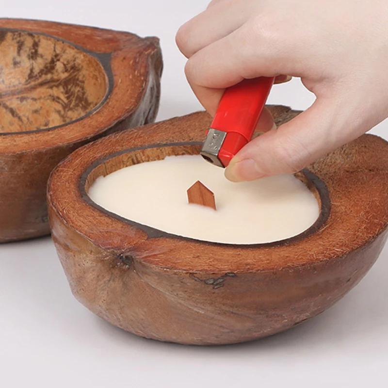 Organic Bowl Gifts Wax Scented Coconut Candle for Home Decor Small Coconut Luxury Wholesale Eco Friendly Natural Easter Candle