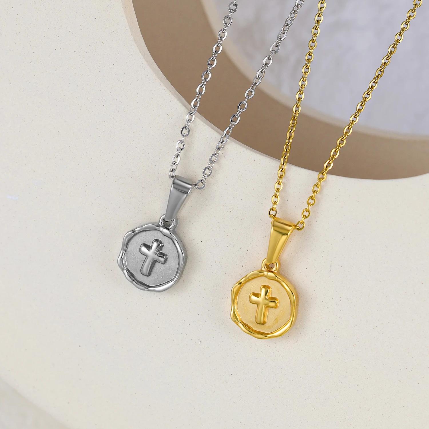 Olivia 18K Custom Waterproof Heart Moon Rose Cross Shape Hot Selling Pendant  Stainless Steel Fashion Pendant for DIY making