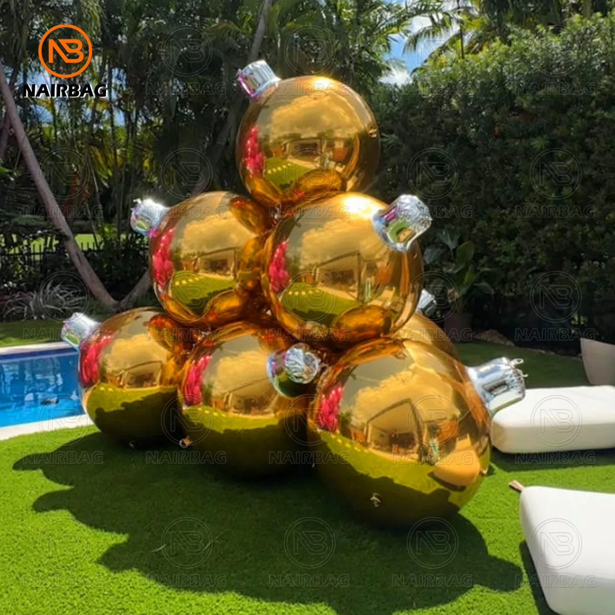 Large Holographic Inflatable Ball Big Shiny Balls Reflect PVC Giant Inflatable Christmas Bulbs Sphere
