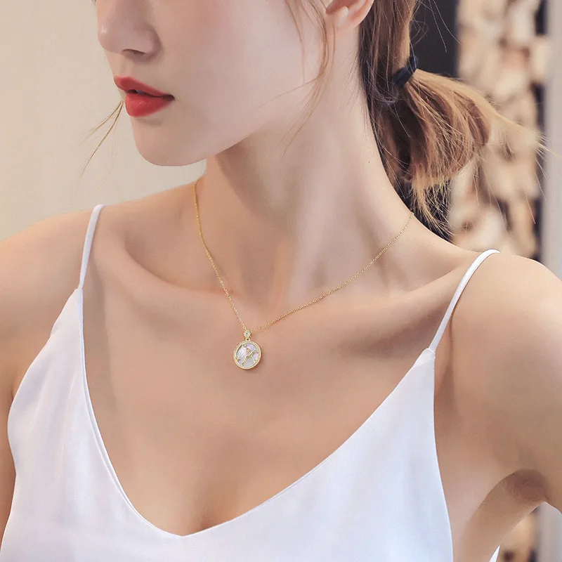 Fashion jewelry necklace 12 zodiac signs white shell pendant collarbone chain jewelry trendy coin zodiac sign hits