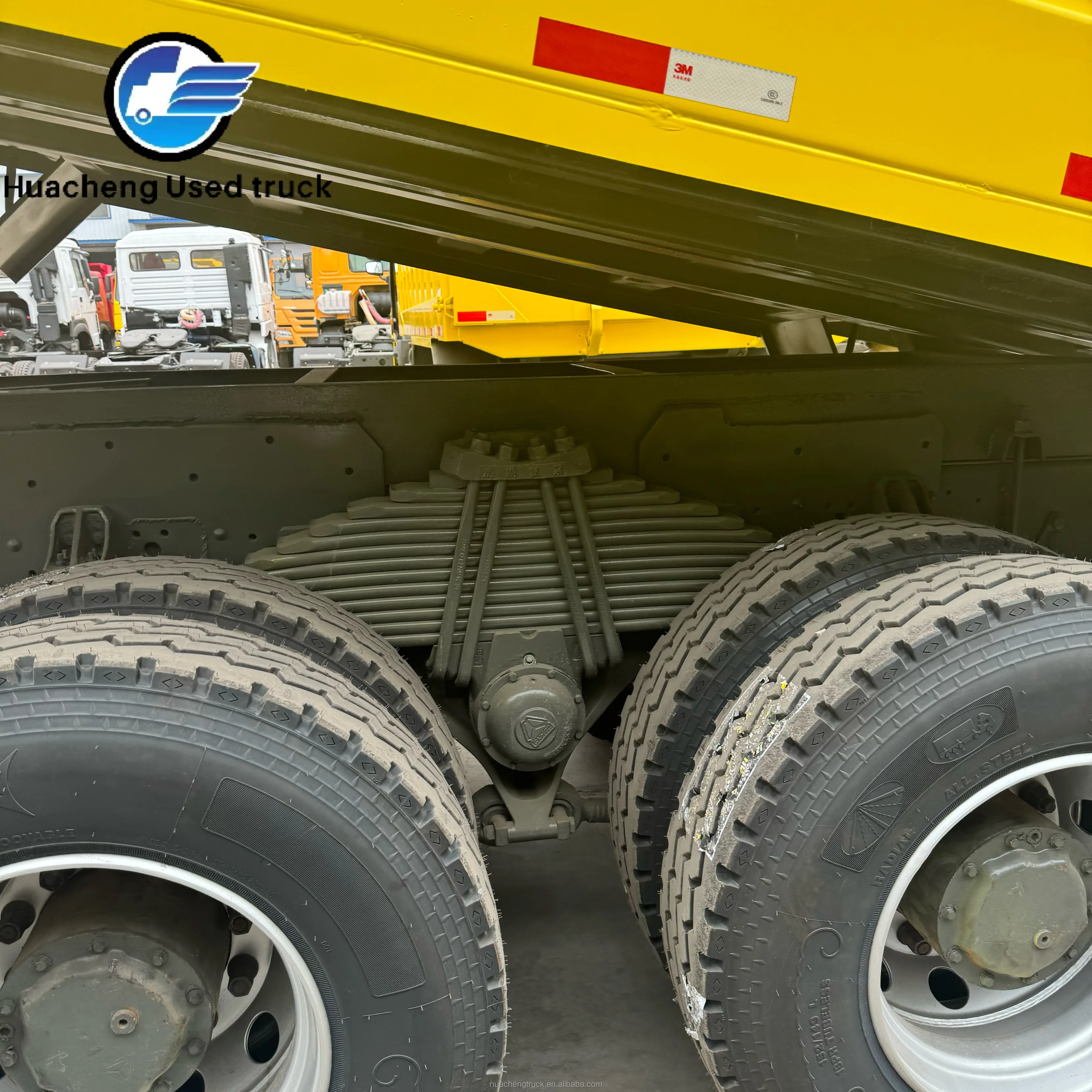 Hot sale second-hand China heavy truck new HOVO dump truck 371 HP 8*4 second-hand HOVO 6x4 manual diesel