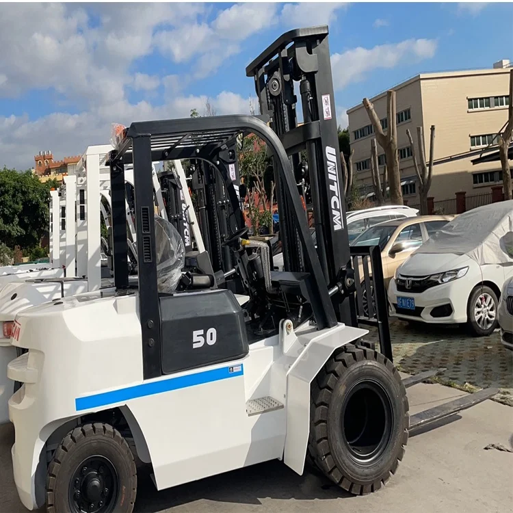 HIFOUNE China forklift manufacturer 5 ton 3 stage mast diesel forklift truck for sale