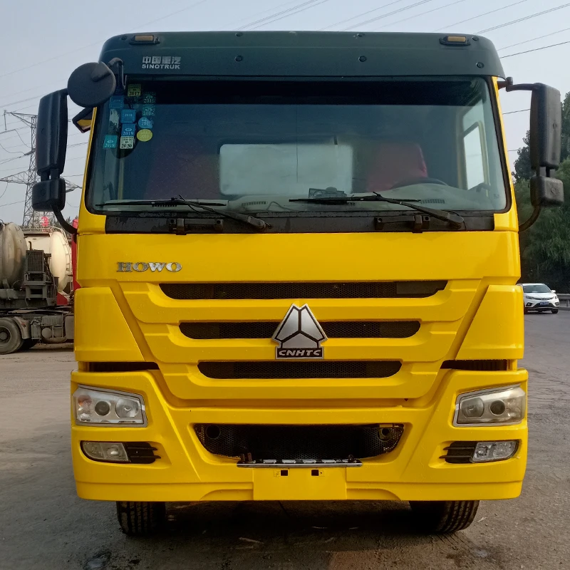 Yellow Golden Color Used Howo 6x4 Truck Tractor Truck