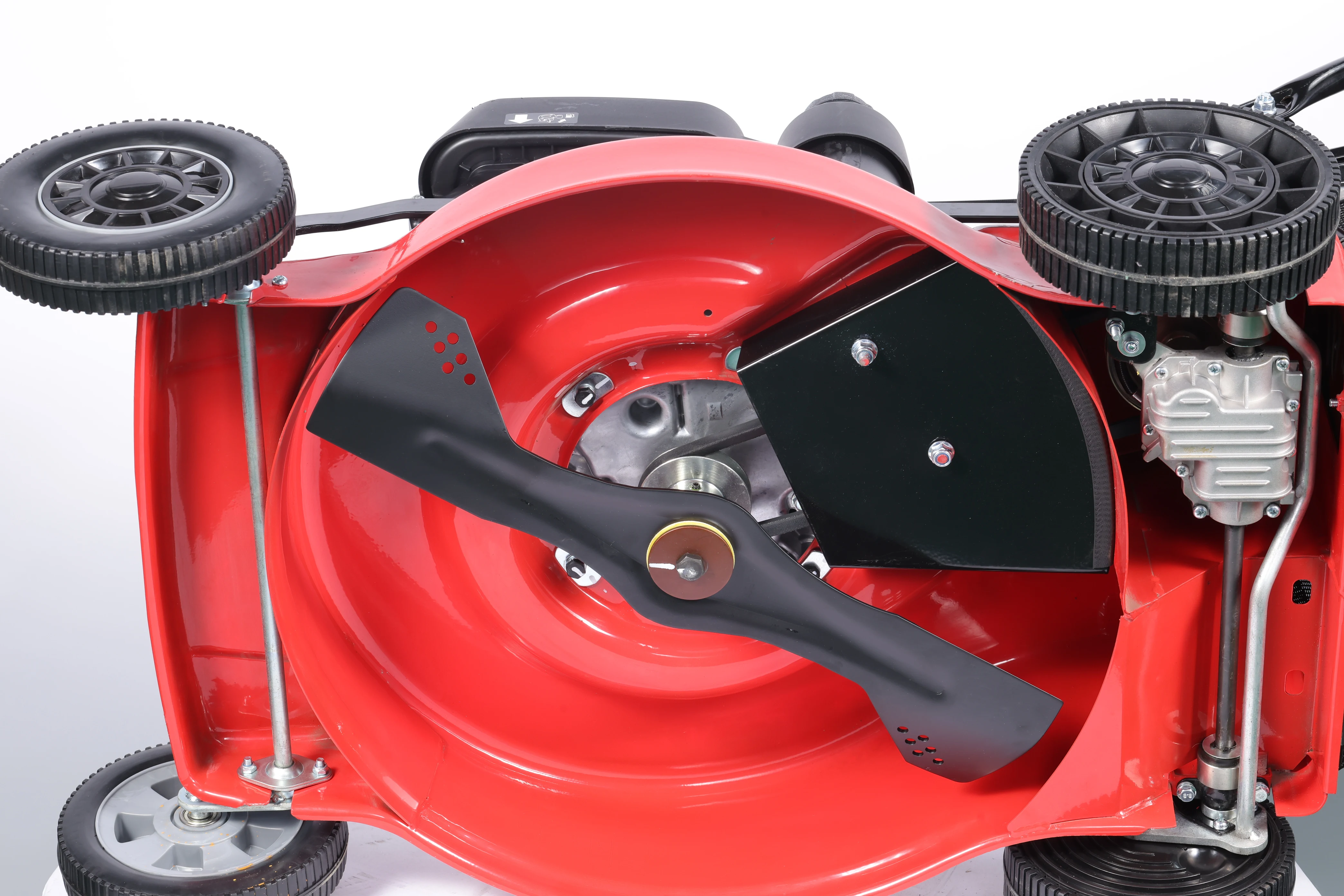 Commercial self propelled lawn mower