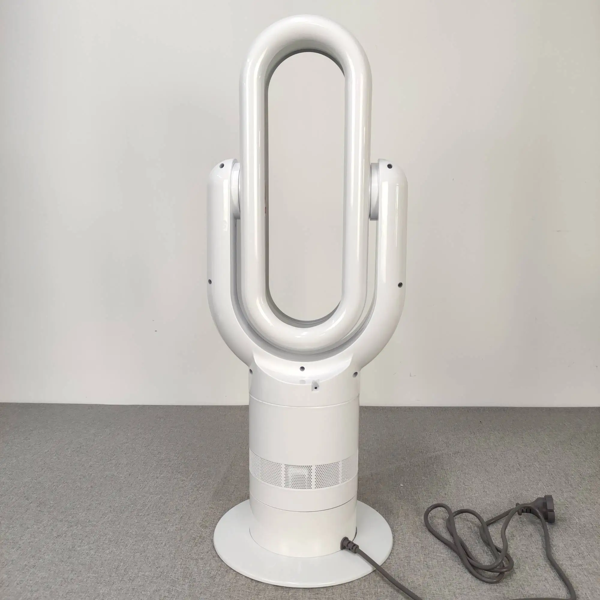 Wholesale price household electric vaneless cooler fan air cooling and heating desktop bladeless fan