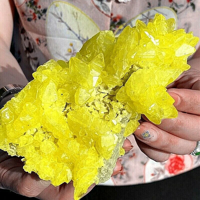 Wholesale Natural yellow sulfur quartz crystal mineral specimens
