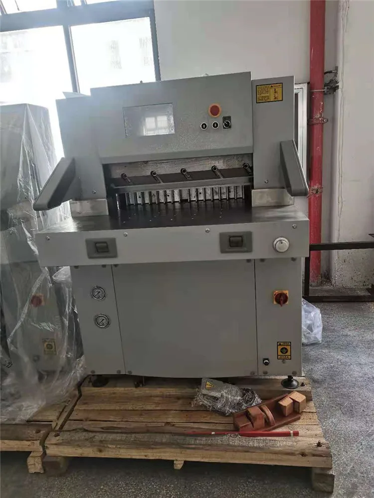 QZYK680DL-10 small program control hydraulic guillotine business name card cutter machines for small businesses