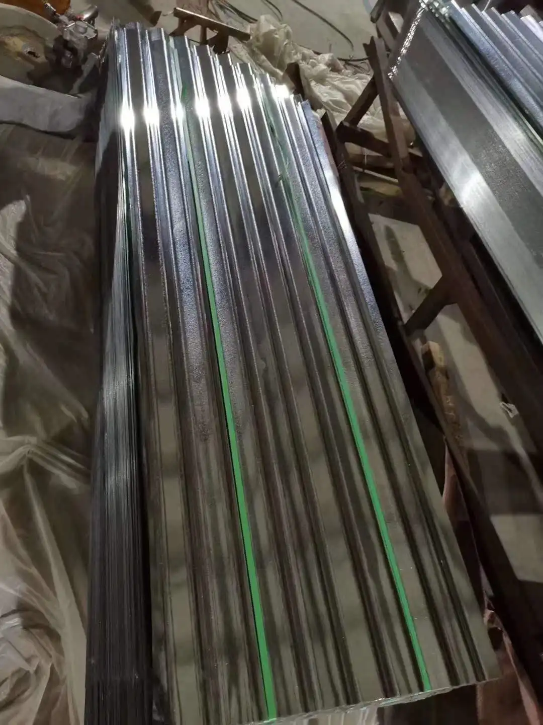 Dx51d SPCC Spcd SGCC Gi roofing sheet big spangle zinc coated corrugated roof tile